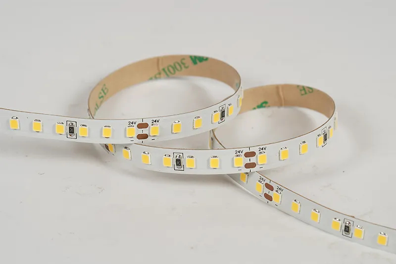 2835 140leds/m 24V 8MM