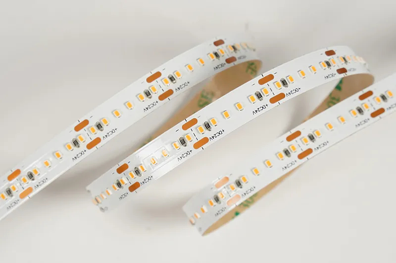 2216 240leds/m 24V 10MM