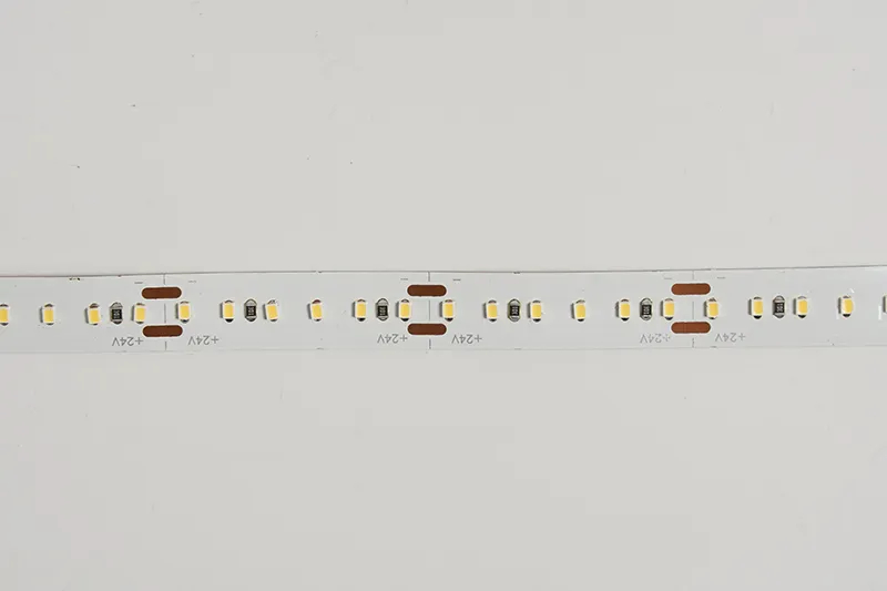 2216 180leds/m 24V 10MM