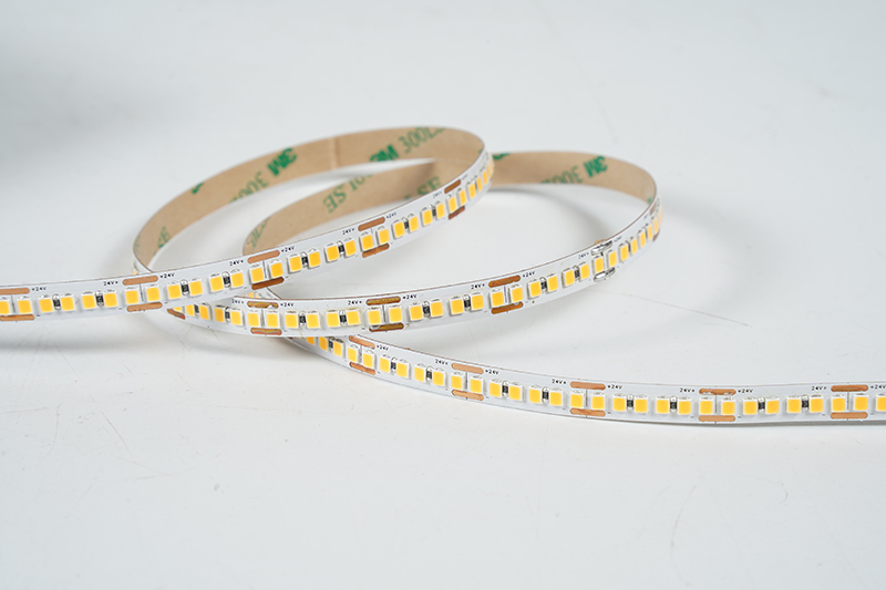 2835 240leds/m 24V 8MM